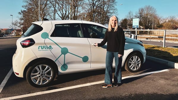 Vi sålde bilen – nu rullar vi med RULLA