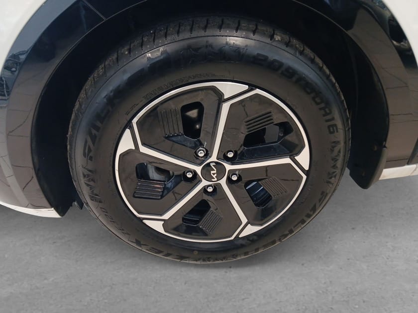 Bild 5 av Kia Niro Plug-In-Hybrid DCT Advance Navi Kamera Moms 183hk