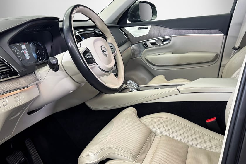 Bild 4 av Volvo XC90 7-seater B5 AWD INSCRIPTION OTROLIG SPEC! / 1 BRUKARE