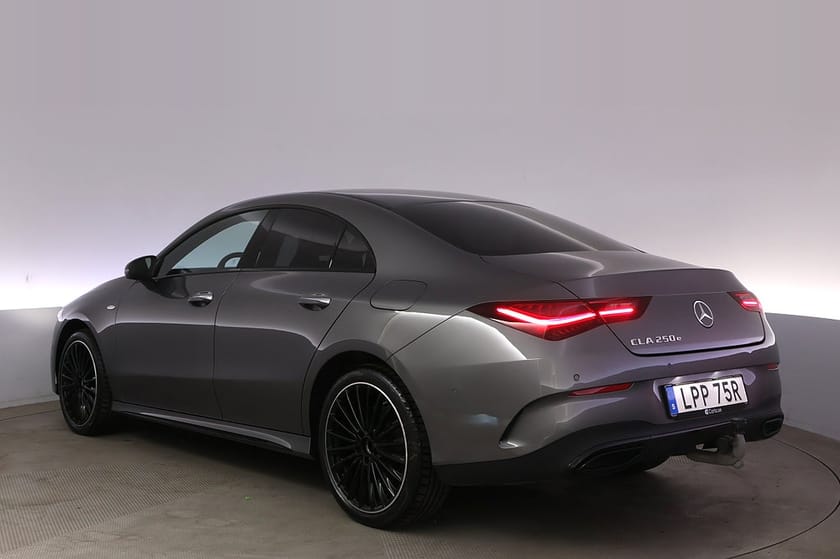 Bild 4 av Mercedes-Benz CLA 250 e AMG Night Drag Kamera Nav Värmare