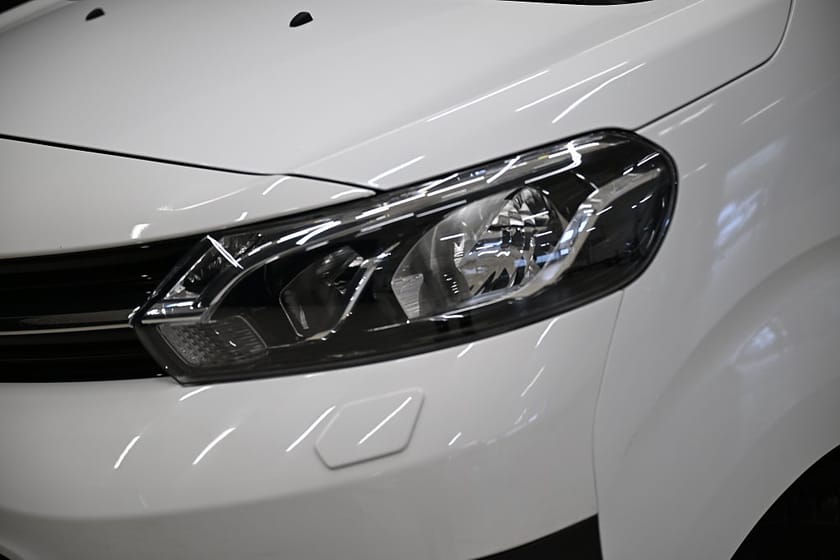 Bild 3 av Toyota Proace 2.0 D-4D 177HK L3|Automat|Dubbeldörr|Drag|Väramre|Moms