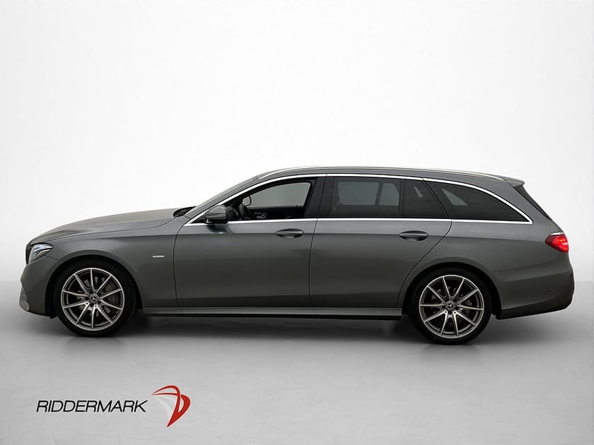 Bild 4 av Mercedes-Benz E 220 T d E220d AMG Wide Värmare Adapt-fart 360° Drag