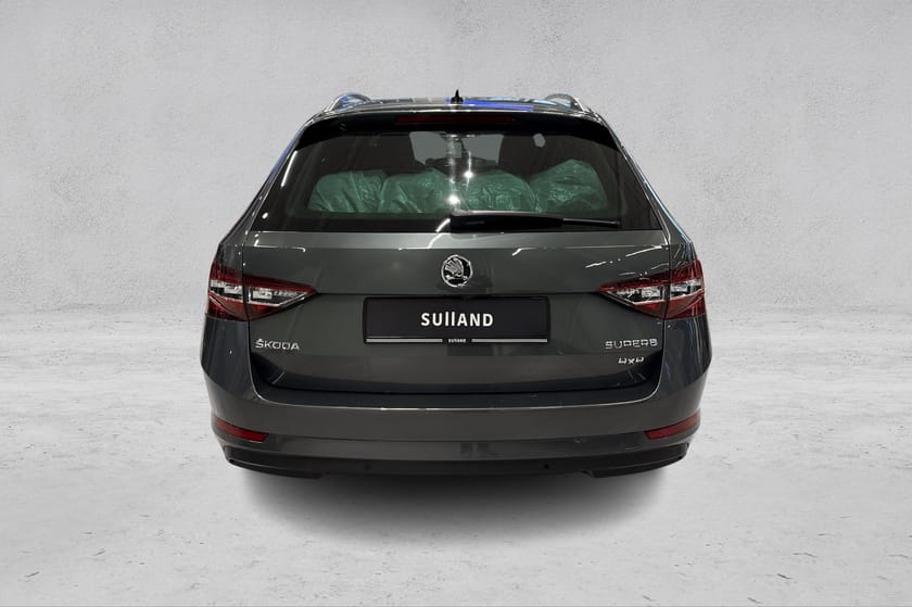 Bilde 4 av Škoda Superb Stasjonsvogn 2.0 TDI 190hk DSG|4x4|L&K|H.feste|Webasto++
