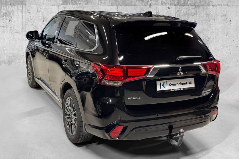 Bilde 2 av Mitsubishi Outlander PHEV Soltak,Hengerf,Instyle +