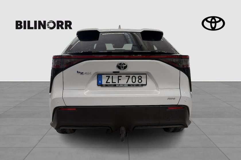 Bild 4 av Toyota bZ4X AWD STYLE, V-hjul, Dragkrok
