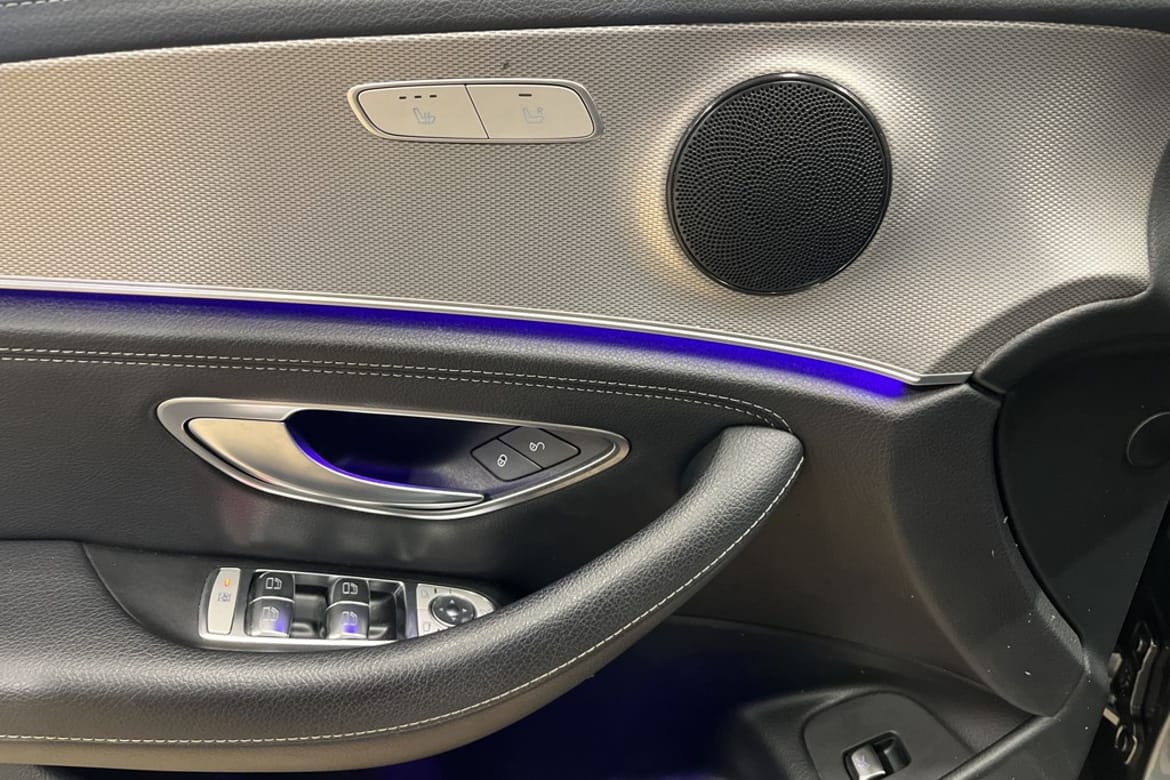 Mercedes-Benz E-Klass 2017 - miniatyr 5