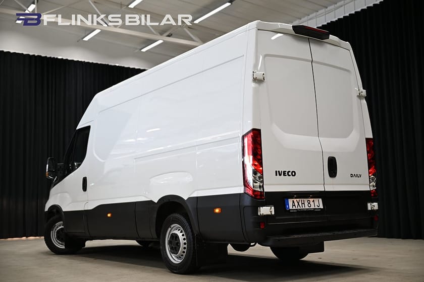 Bild 3 av Iveco Daily 35-140 Van 136HK L3H2 Automat|Webasto|3.5ton-drag|Lågmil|Leasbar