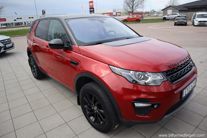 Bild 2 av Land Rover Discovery Sport 2.0 TD4 AWD 180hk Panoramatak Navi Drag Svensksåld