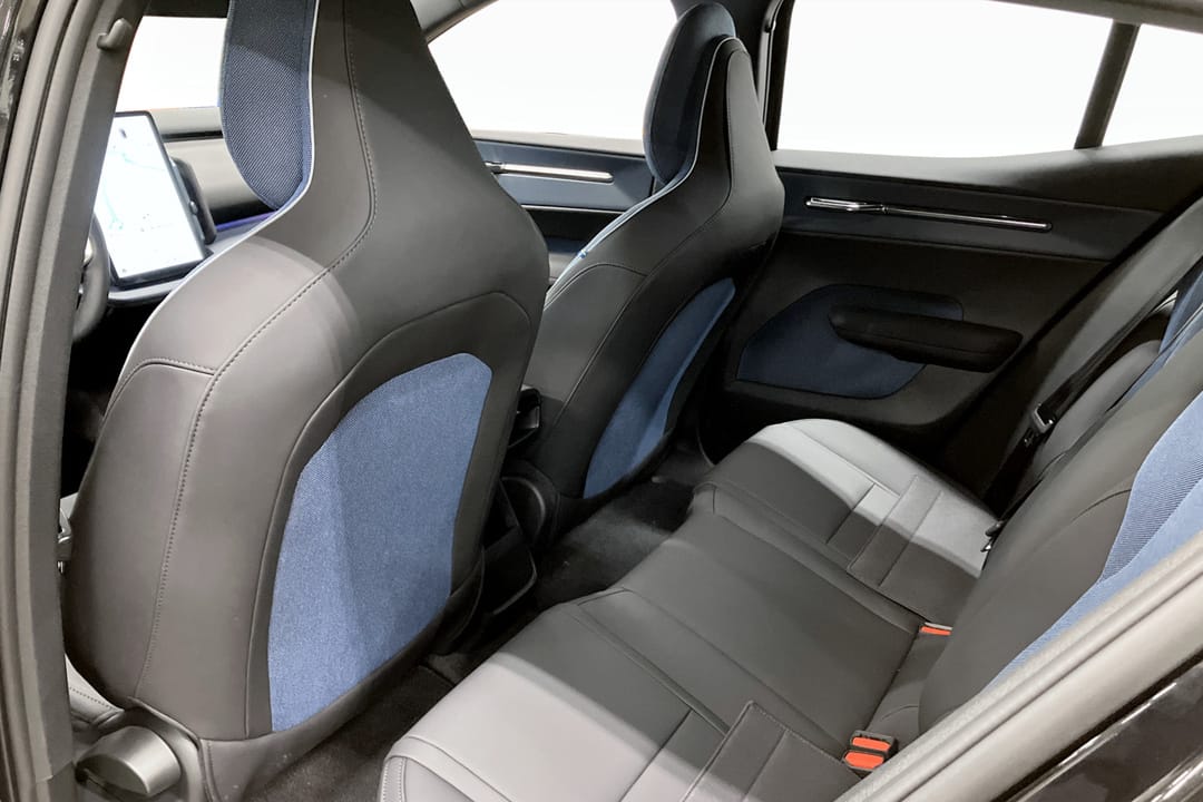 Volvo EX30 Single Motor Extended Range