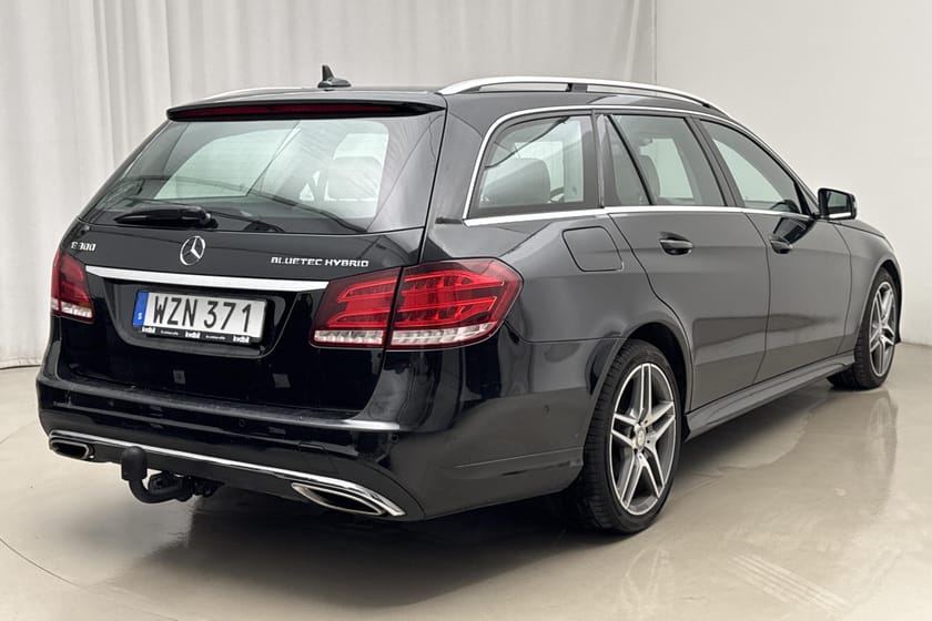 Bild 3 av Mercedes-Benz E 300 T BlueTEC HYBRID Kombi S212 (204hk) Avantgarde