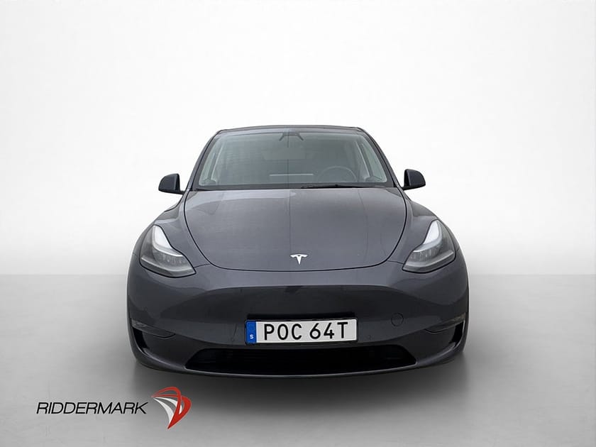 Bild 3 av Tesla Model Y Long Range AWD Autopilot MOMS Svensksåld