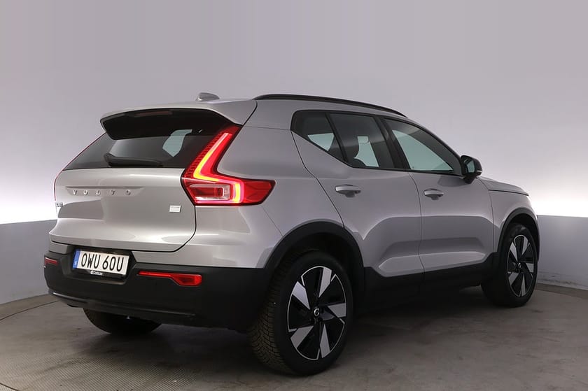 Bild 5 av Volvo XC40 Recharge Single Motor Extended Range Plus Kamera BLIS