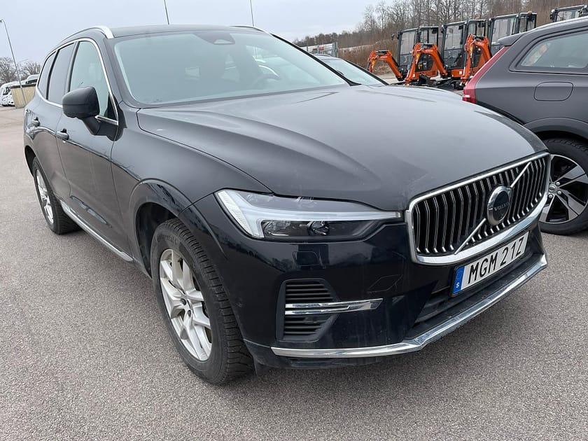 Bild 2 av Volvo XC60 T6 Recharge Core Bright plug in AWD 456HK 4x4 Panorama