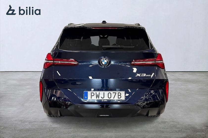Bild 4 av BMW X3 30e xDrive M-sport Pro | DEMO | Panorama | H&K | 360