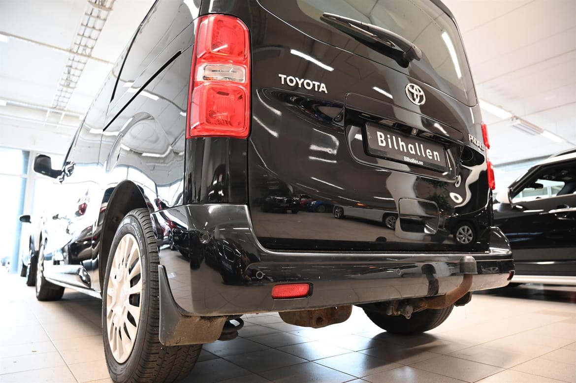 Toyota Proace 2.0 D-4D 4x4 Manuell, 6-trinn, 122hk, 2020