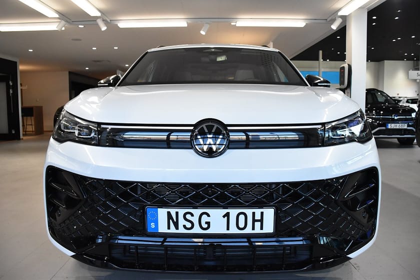 Bild 3 av Volkswagen Tiguan 2.0 TDI R-Line Edition **SE SPEC**