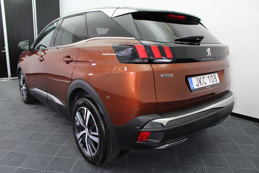 Bild 3 av Peugeot 3008 1.2 PureTech GT-LINE/ NY KAMREM/ LÅG SKATT