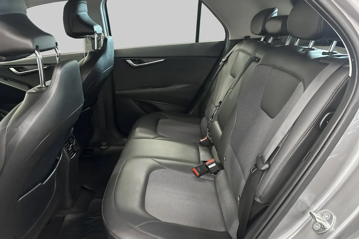 picture of a car