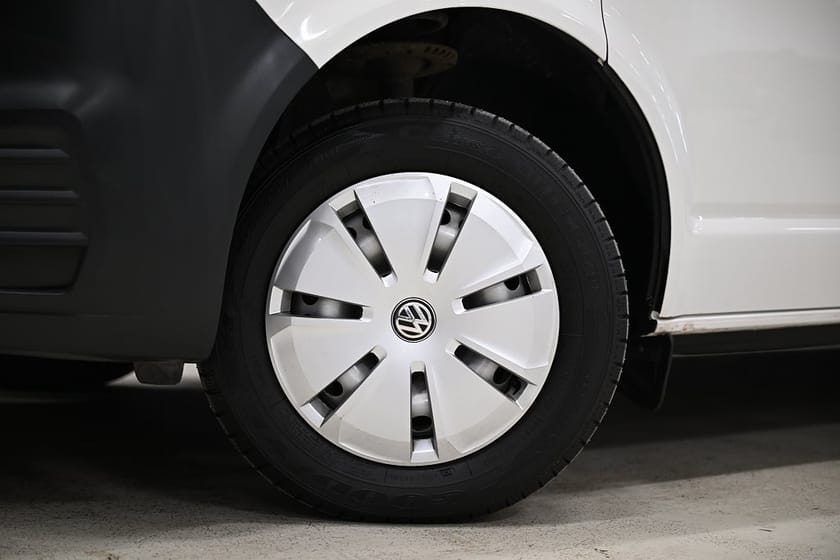 Bild 5 av Volkswagen Caravelle DSG 150HK L2 9-Sits|Drag|Värmare|GPS|Backkamera|Lågmil