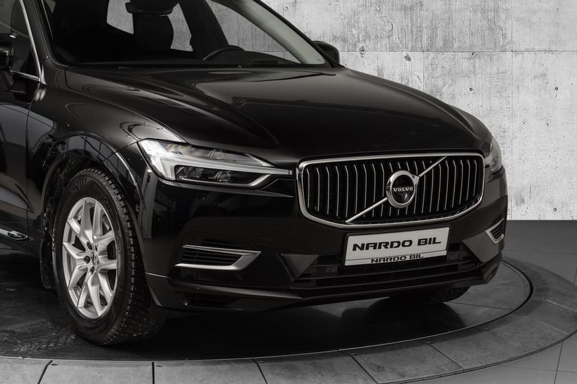 Bilde 3 av Volvo XC60 T8 AWD Inscription KROK/HUD/SOLTAK/LUFT/KAMERA360 ++