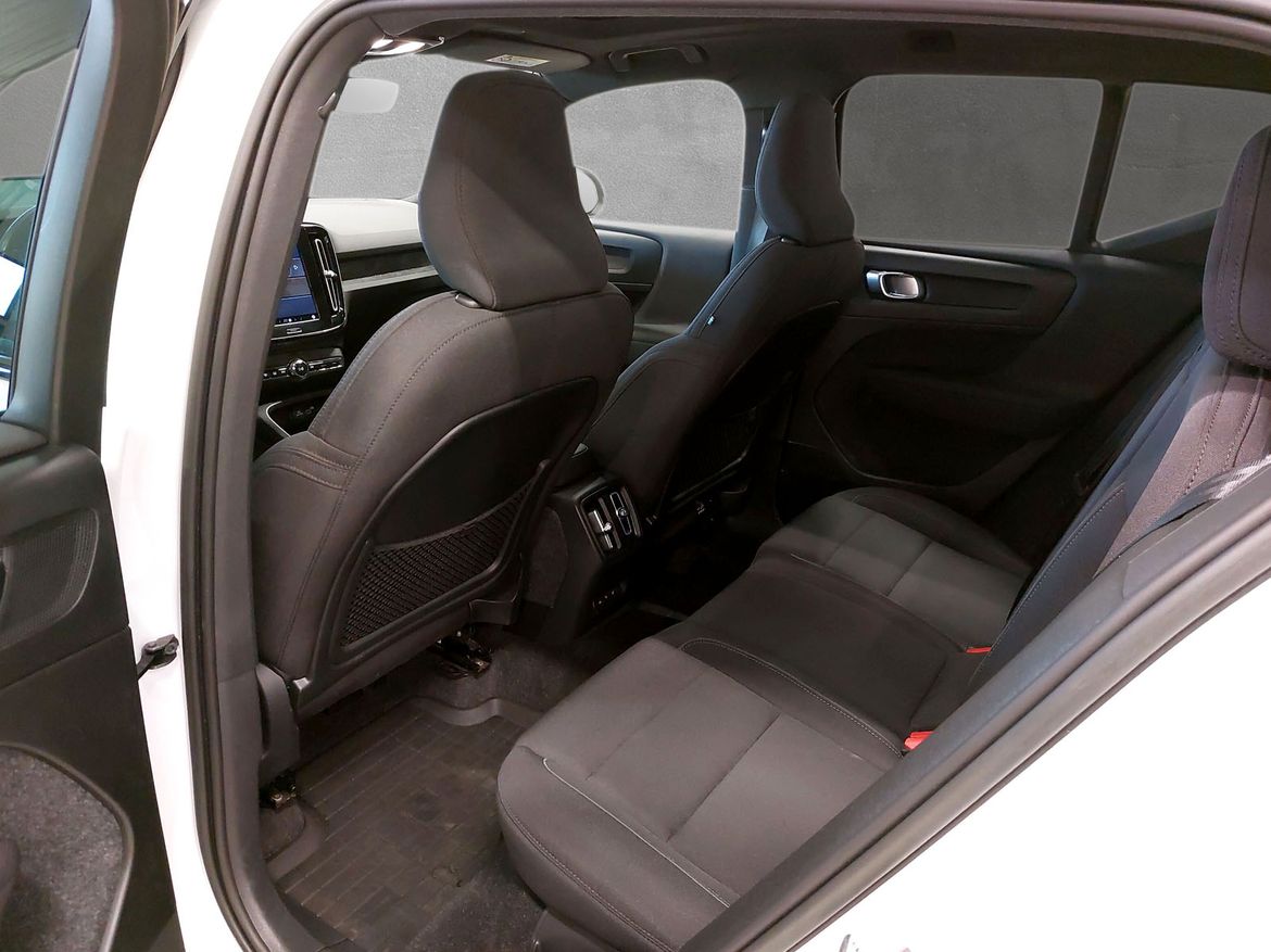 Volvo XC40 2023 - miniatyr 6