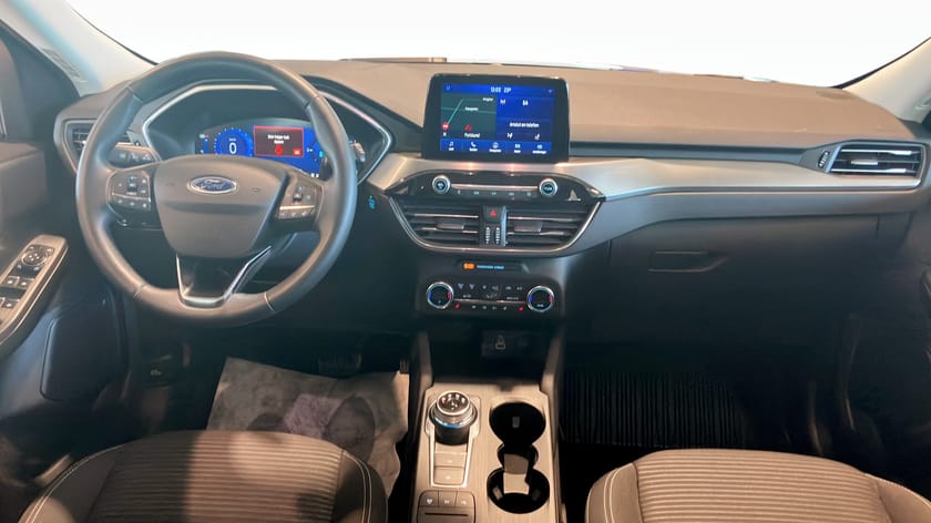 Bild 4 av Ford Kuga Plug-In Hybrid Titanium PHEV 225HK / Vinter-pkt / 0% Ränta