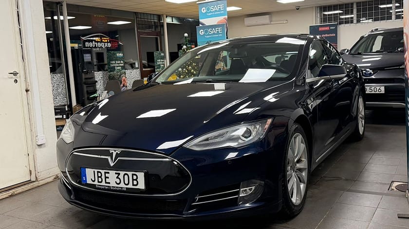 Bild 3 av Tesla Model S 85 85|Gratis laddning|21-tums Fälgar|tackluka|Luftfjädring