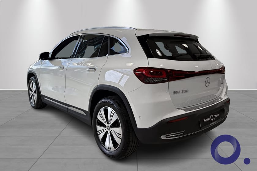 Bilde 3 av Mercedes-Benz EQA 300 4MATIC /Advanced pakke / Kjøreassistentpakke