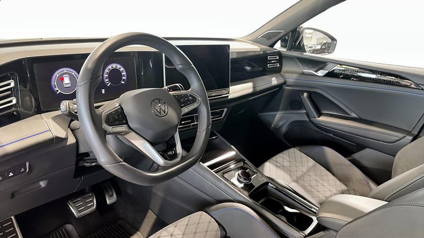 Bild 2 av Volkswagen Tiguan NF R-LINE 2.0 TDI 4MOTION /Drag/Värmare