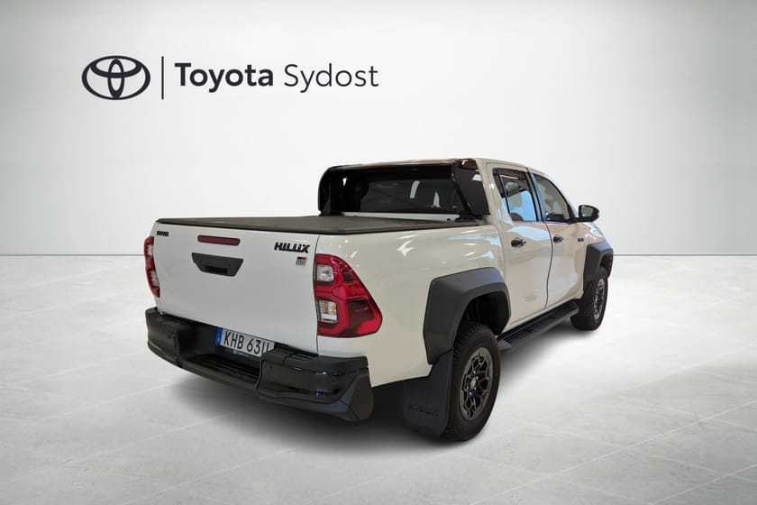 Bild 2 av Toyota Hilux Dubbelhytt D-CAB 2,8 D-4D AUT6 4WD GR SPORT II