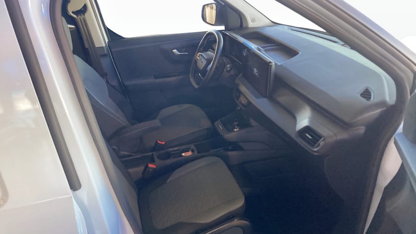 Bild 3 av Ford E-Transit Courier "DEMO" E-COURIER LIMITED SKÅP 136 AUT FWD