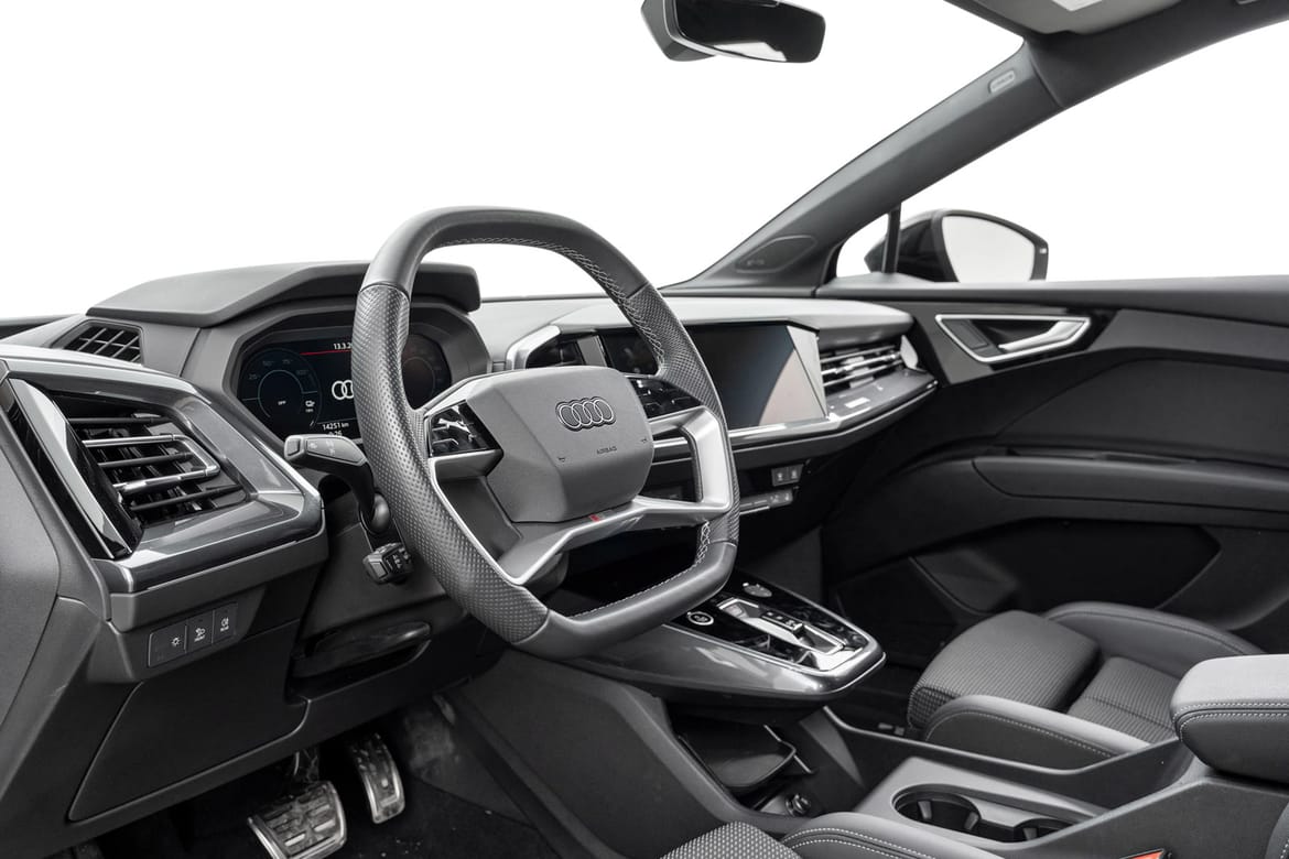 Audi Q4 45 e-tron quattro, 286hk, 2024