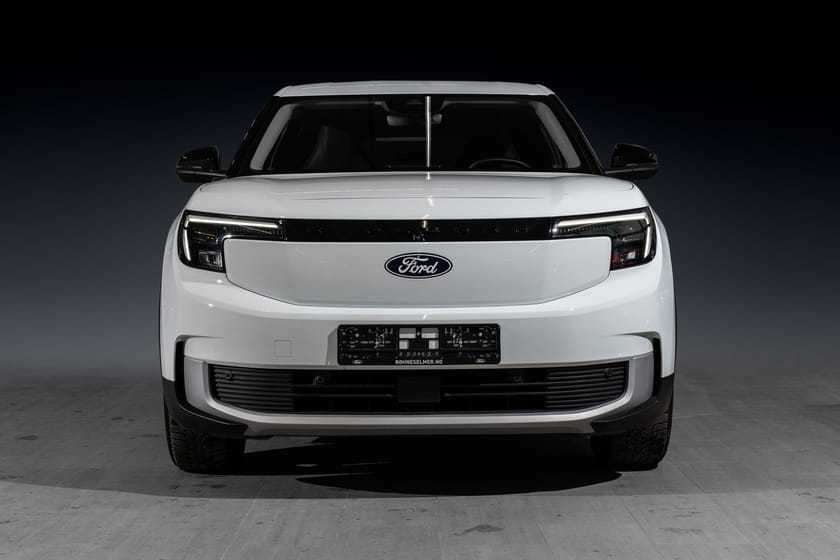 Bilde 3 av Ford Explorer EV Extended Range AWD / KROK / V.PUMPE / FØRER.ASS