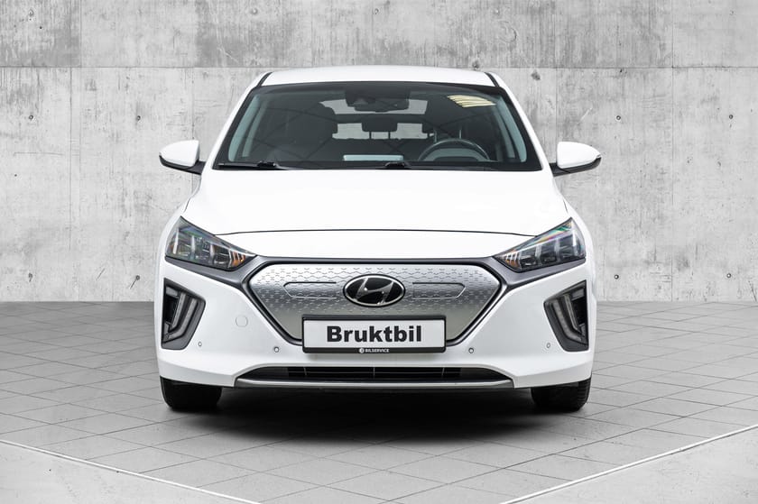 Bilde 2 av Hyundai Ioniq Electric Premium Vent.seter/Infinity/ACC/Ryggekamera/Skinn/Navi