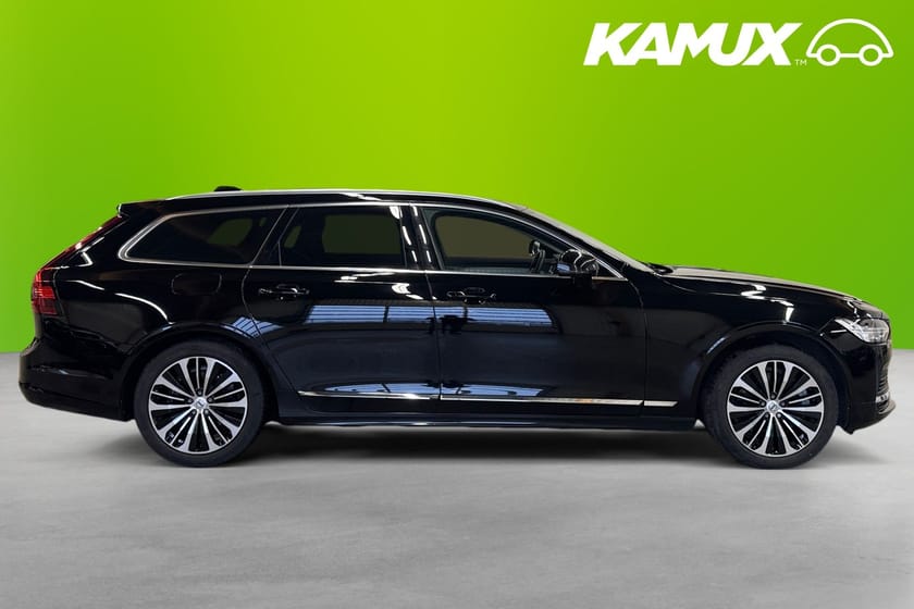 Bild 2 av Volvo V90 Recharge T6 II AWD Core Bright Navi Drag 350hk