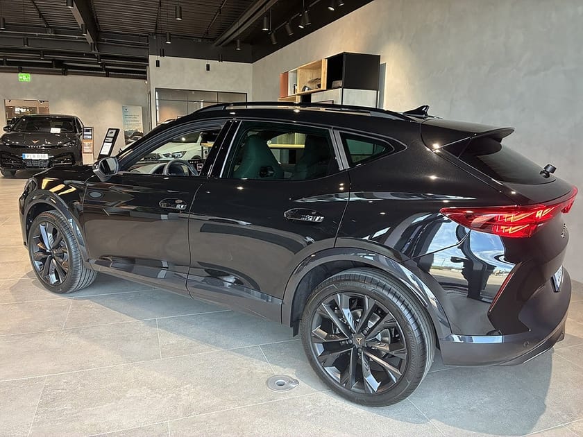 Bild 4 av CUPRA Formentor 1.5 eTSI 150 mHEV DSG Tribe Edition