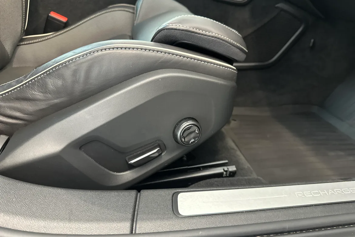 picture of a car