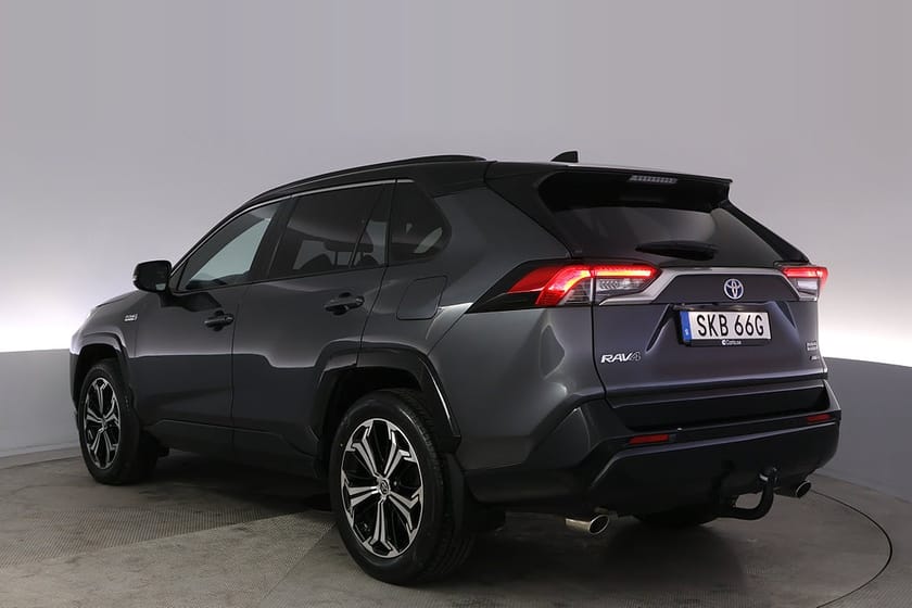 Bild 4 av Toyota RAV4 Plug-in Hybrid Plug in AWD Style Kamera BLIS Elstol Drag