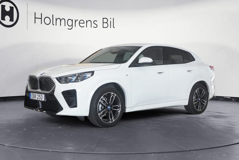Bild 1 av BMW iX2 eDrive20 Edrive 20 M Sport Active Ed DAP Tonade Rutor