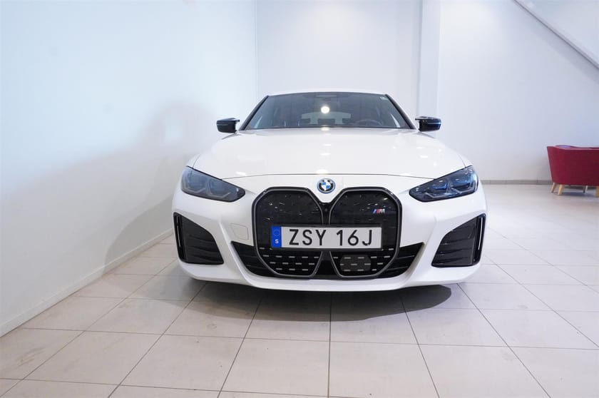 Bild 5 av BMW i4 M50 xDrive Gran Coupé M-Sport Pro, Glastaklucka, Dragkrok, H K, Laserlights