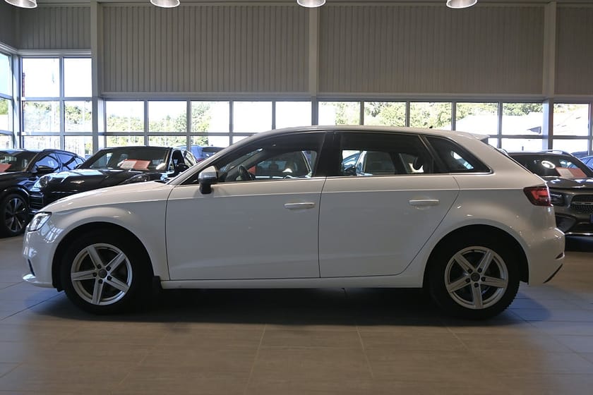 Bild 2 av Audi A3 Sportback 35 TFSI 150hk Proline Adaptiv Farth.