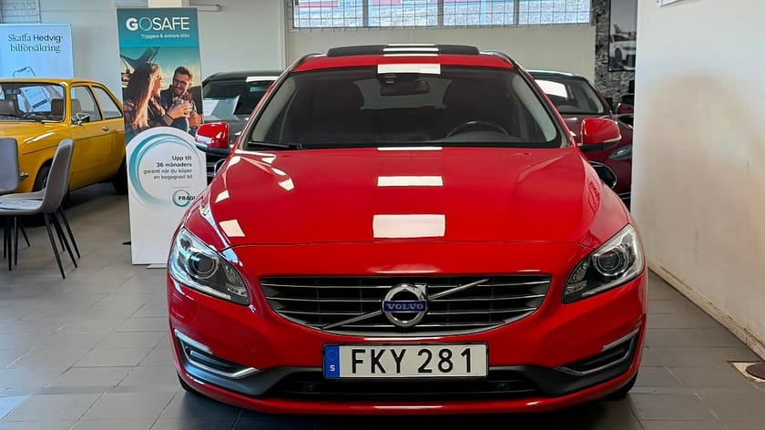 Bild 2 av Volvo V60 D4 AWD Geartronic Momentum Business Edition Pro Euro 5