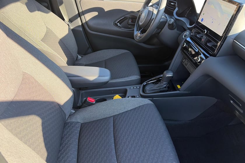 Bild 5 av Toyota Yaris Cross Hybrid 115 Activ Plus Säkerhetspaket