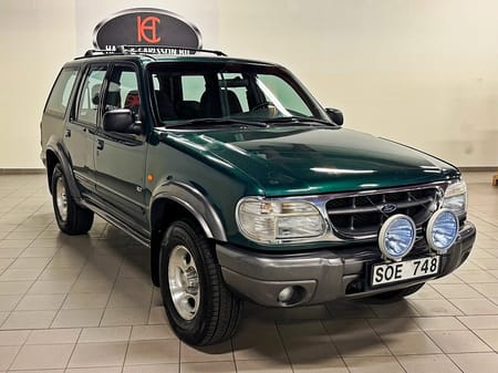 Ford Explorer 4.0 V6 SOHC ControlTrac Automat 204hk Lågmilare!