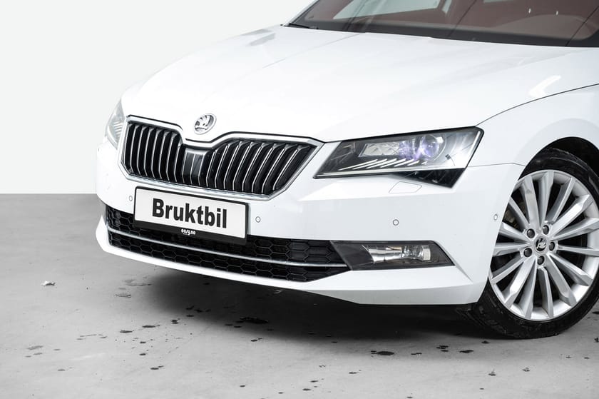 Bilde 2 av Škoda Superb Stasjonsvogn 2.0 TDI 4x4 L&K/Krok/Skinn/Canton/El.Stoler/Webasto++