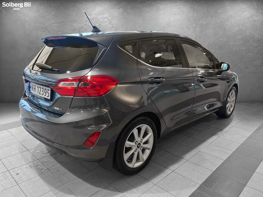 Bilde 4 av Ford Fiesta 5-dørs OPP.RATT/ OPPV.FRONTRUTE/ EU-2027/CRUISE/1 EIER