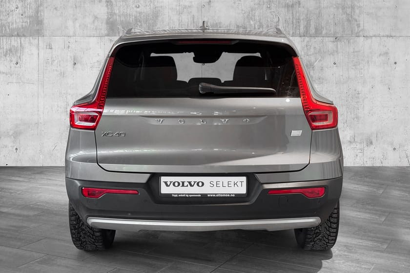 Bilde 4 av Volvo XC40 INSCRIPTION T5 | H.FESTE | 360KAM | H&K LYD |