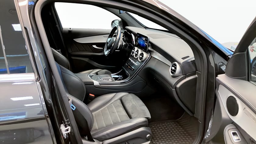 Bild 3 av Mercedes-Benz GLC 300 de Coupé 4MATIC / AMG-Line / Drag