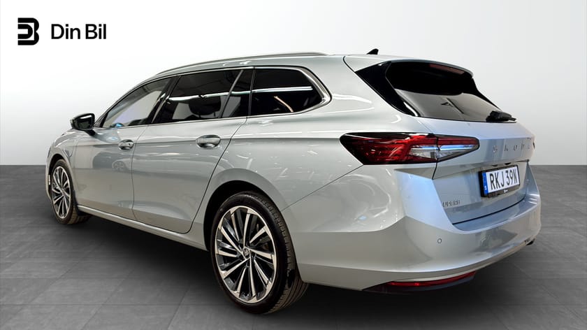 Bild 3 av Škoda Superb iV Kombi L&K 1,5 TSI 204 HK | Dragkrok