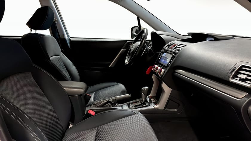 Bild 3 av Subaru Forester 2.0 4WD Lineartronic Dieselvärmare Backkamera Drag